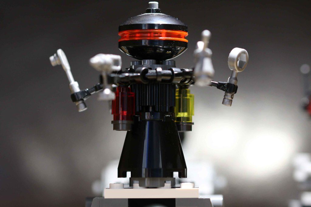 Lego-Medical-Droid