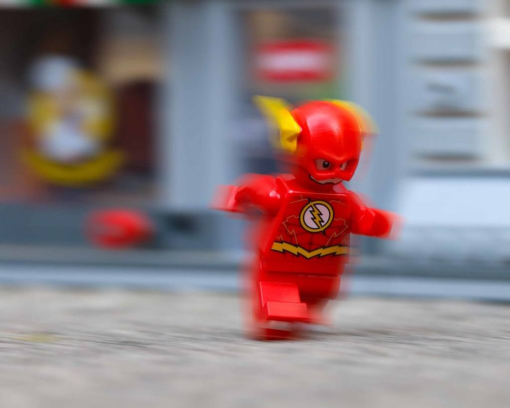 Flash-Running-Motion Blur