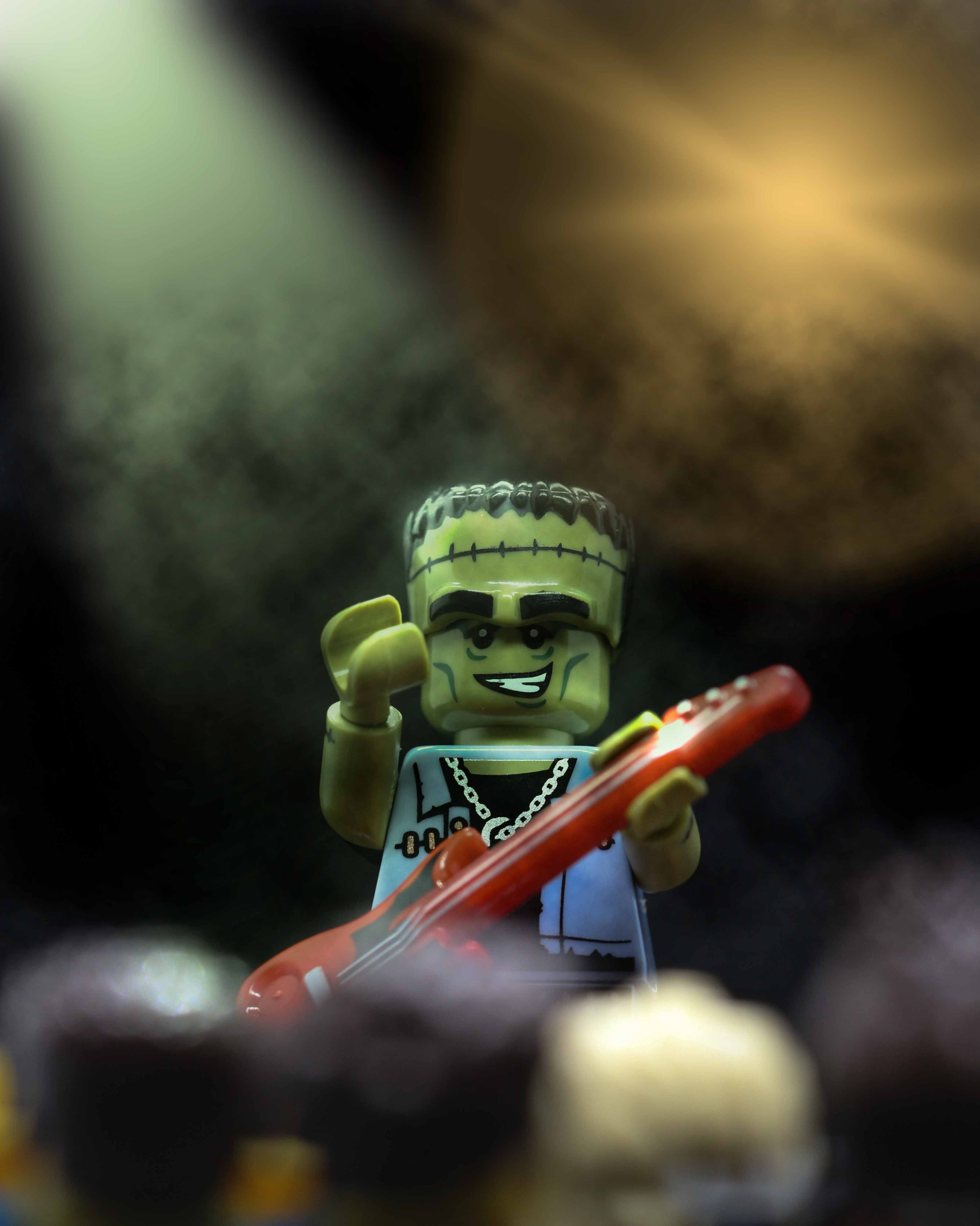 Lego-Frankenstein-Rock-Star