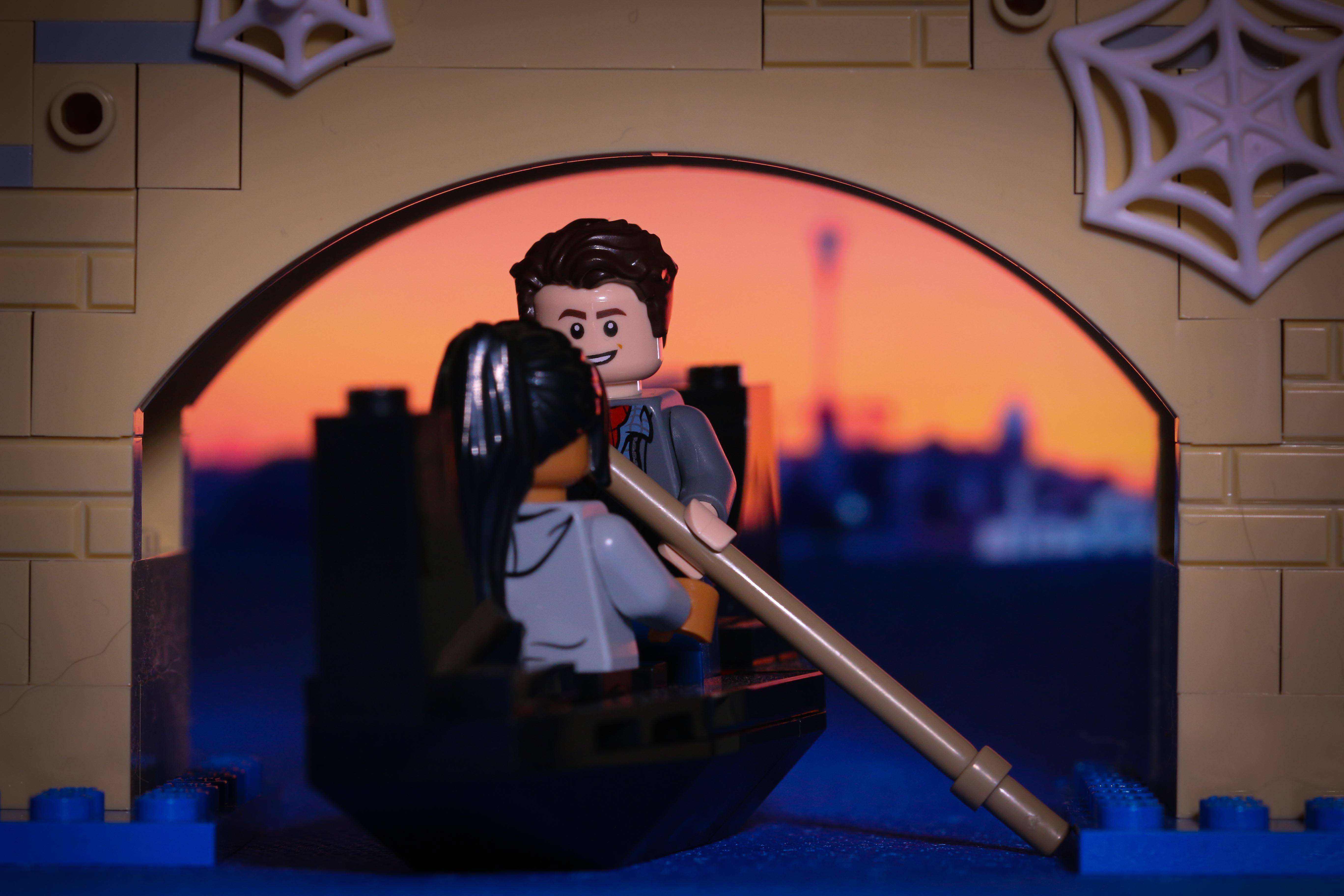 Lego-Peter-and-MK-Gondola